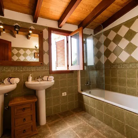 La Tanquera Y Rosas Apartament
