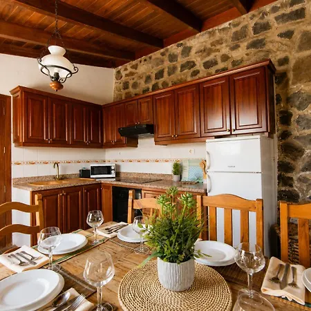 La Tanquera Y Rosas Apartament *